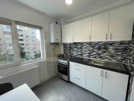 Apartament proaspat renovat cu 1 camera,parcare, zona Calea - Fotografie 4