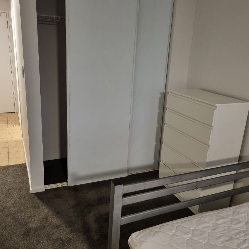 CBD Studio – Ideal for Student or Professional - Photo 1