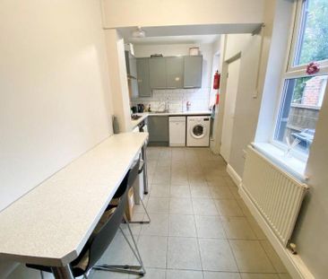 5 bedroom house share to rent - Photo 4
