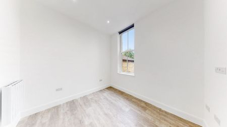 1 Bed Flat, High Road, NW10 - Photo 2
