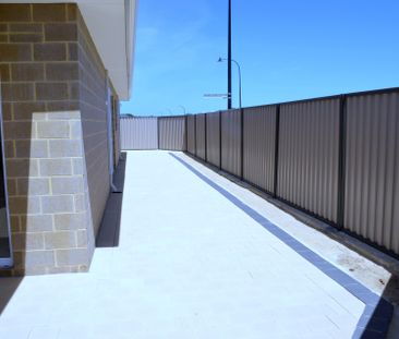 52 Villatella Gardens, Piara Waters, WA 6112 - Photo 5