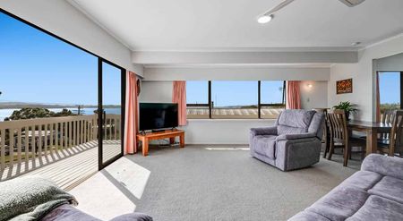 Beachside Location! - Photo 4