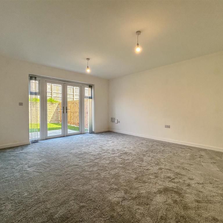 2 bedroom semi-detached house to rent - Photo 1