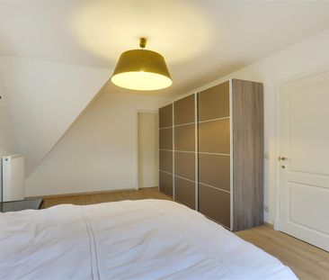 Prachtige pastorijvilla, rustig gelegen in een bosrijk gebied - Foto 3