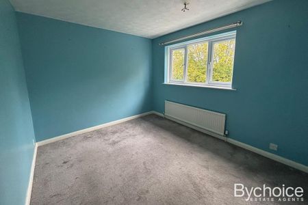 2 bedroom maisonette to rent - Photo 2