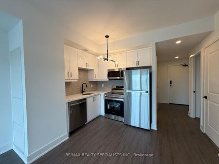 For Lease - 575 Conklin Road Unit# 827, Brantford, Ontario - Photo 3