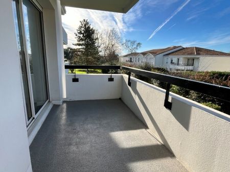 Location Appartement 2 pièces 45m² MERIGNAC 33700 - Photo 5