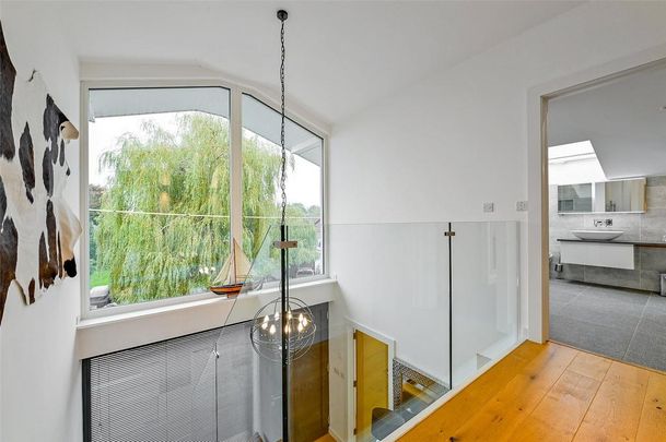 4 bedroom detached house to rent - Photo 1