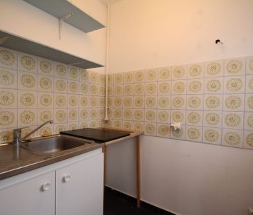 Location Appartement 1 pièce 27m² PUTEAUX 92800 - Photo 1