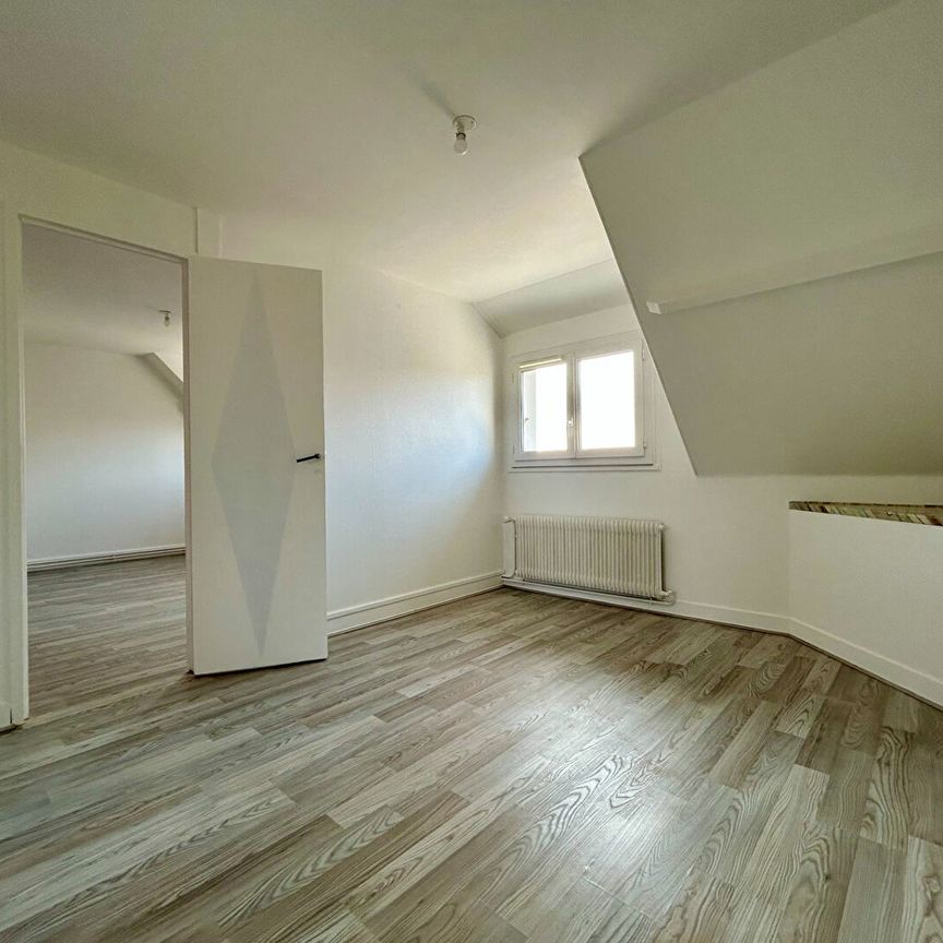 Appartement F2 avec place de parking à Saint Ouen du Tilleul - Photo 1
