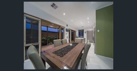 Low Maintenance Family Home - Photo 2