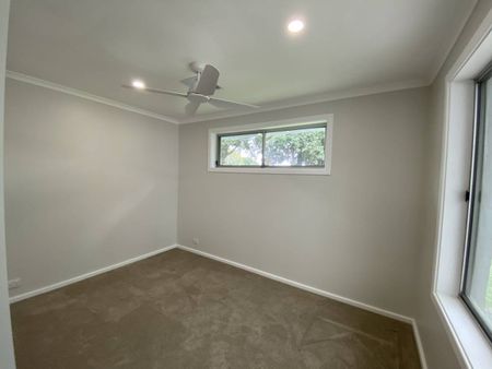 Renovated Family Home Awaiting New Tenants - Photo 5