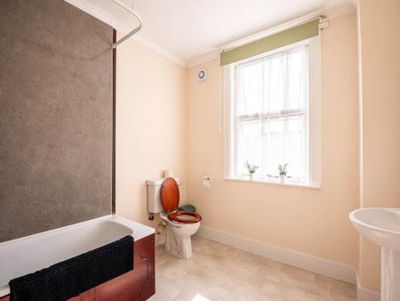 4 bedroom house to rent - Photo 3