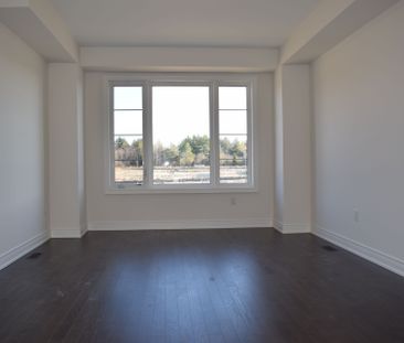 For Lease - 2958 Whites Road, Pickering, Ontario - Photo 3