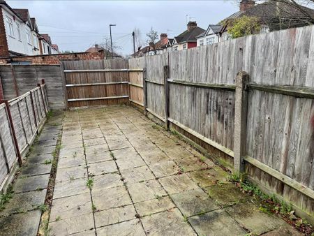 1 bedroom maisonette to rent - Photo 5