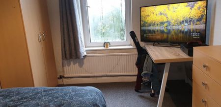 5 bedroom terraced house to rent - Photo 2