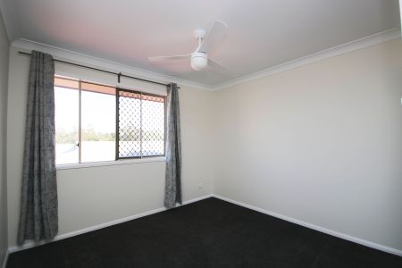 5 Neptune Street, 4300, Springfield Lakes Qld - Photo 3