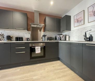1 bedroom in a house share to rent - Photo 6