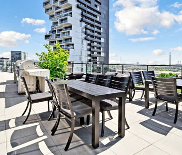 For Lease - 21 Lawren Harris Square Unit# 801, Toronto, Ontario - Photo 3