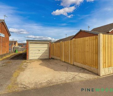 3 bedroom detached house to rent - Photo 2