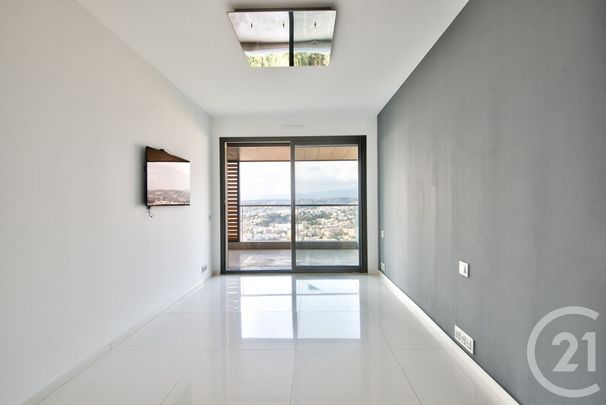 Location Appartement 5 pièces 148m² NICE 06300 - Photo 1