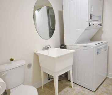 Condo Townhouse For Lease | N9255946 - Photo 2