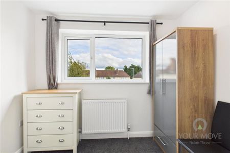 1 bedroom in a house share to rent - Photo 2