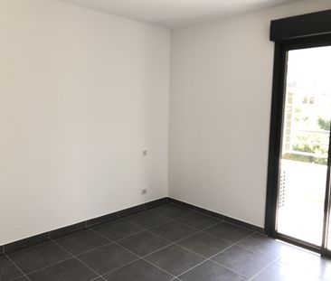 Location Appartement 3 pièces 83m² BASTIA 20600 - Photo 4
