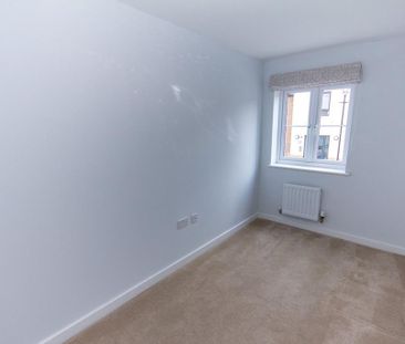 3 bedroom detached house to rent - Photo 3