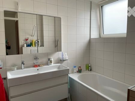 Wohnung/Büroräumlichkeiten in Neuhausen am Rheinfall - Photo 3