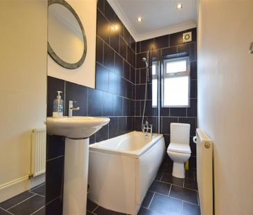 2 Bedroom Terraced Available Arranging tenancy - Photo 6