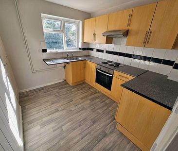 2 Bedroom Terrace House For Rent - Photo 2