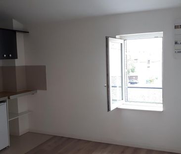 Location Appartement 1 pièce 18m² CLERMONT FERRAND 63100 - Photo 2