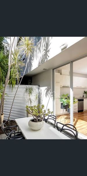 Ideal young professional couples domus - Photo 1