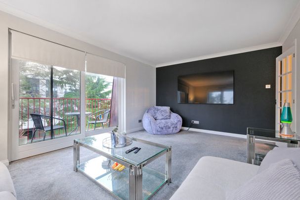 9 Macaulay Drive, AB15 8FL, Aberdeen - Photo 1