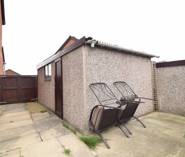 Fernleigh Court, Wakefield - Photo 1
