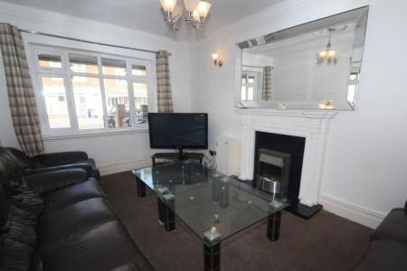 HouseShare Kingswood Road, Fallowfield, Manchester, M14 - Photo 1