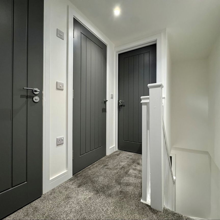 Room 6, Angerstein Road, Portsmouth - Photo 1