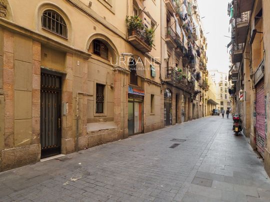 Encantador apartamento amueblado de 1 dormitorio en El Raval, Barcelona - Photo 1