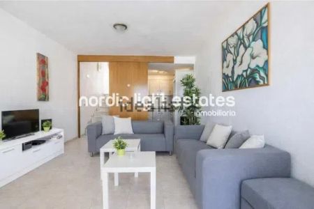 Alquiler de chalet adosado en Chaparil - Torrecilla - Punta Lara - Photo 2