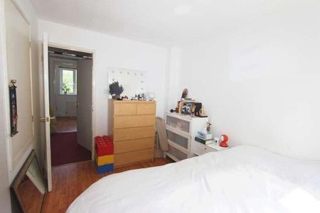 Daniel Close, Collier's Wood, SW17 - Photo 4