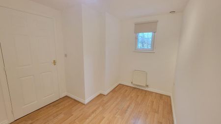 3 bedroom townhouse to rent - Photo 2