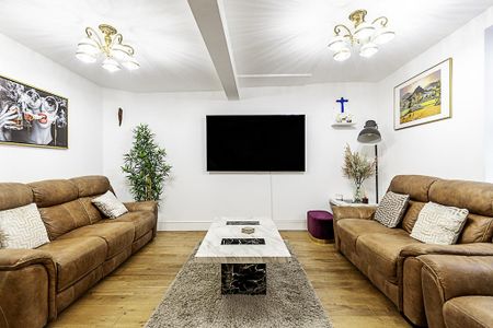 4 bedroom house to rent - Photo 3