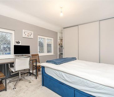 2 bedroom semi-detached house to rent - Photo 3