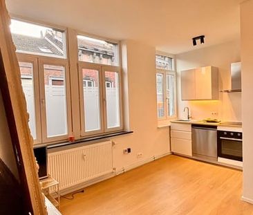 Appartement te huur - Photo 1