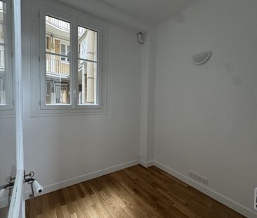 Location Appartement 5 pièces 112m² PARIS 16ème - Photo 6