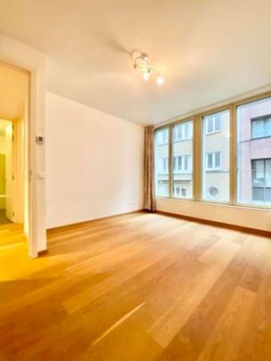 Appartement te huur - Photo 1