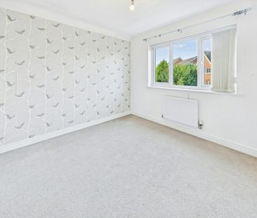 Detached house to rent on - Photo 4