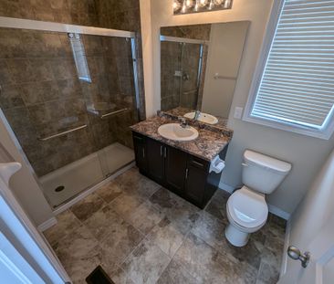 For Lease - 34 Kingsborough Drive, Hamilton, Ontario - Photo 2