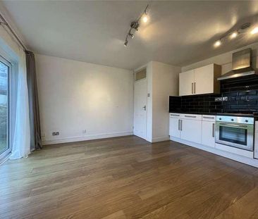 Ffordd Garnedd, Y Felinheli, Gwynedd, LL56 - Photo 5